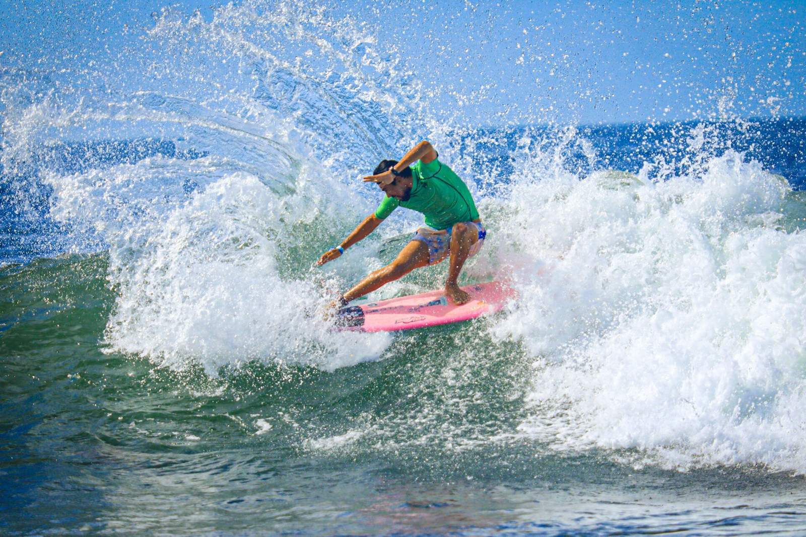 Salvadoran surfer Bryan Pérez at the 2023 ISA World Surfing Games, Surf City El Salvador